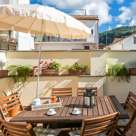 Terrazza Felicienne Apartment *